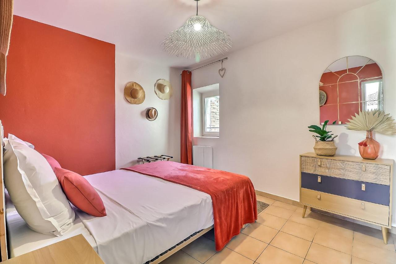 Le Regordane - Appartement 4 Personnes - Centre Wifi Cosy Saint-Gilles  Exterior photo