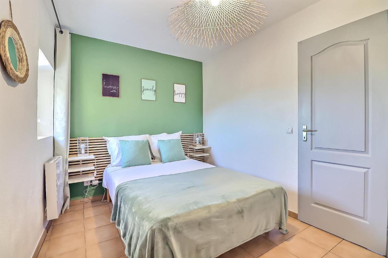 Le Regordane - Appartement 4 Personnes - Centre Wifi Cosy Saint-Gilles  Exterior photo